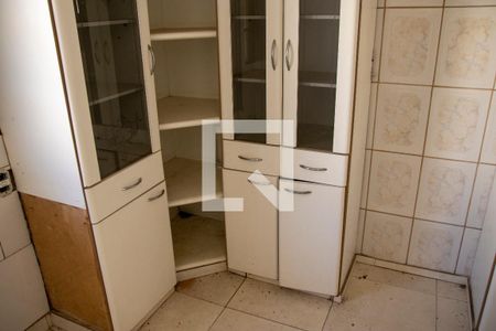 Cozinha - Armários de casa para alugar com 3 quartos, 300m² em Vila Lucy, Goiânia