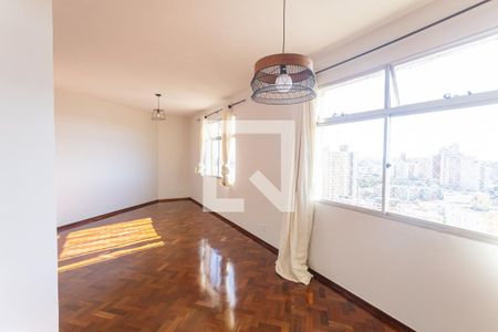 Apartamento para alugar com 116m², 3 quartos e 1 vaga Apartamento para alugar com 116m², 3 quartos e 1 vagaSala