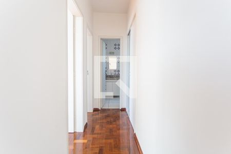 Apartamento para alugar com 116m², 3 quartos e 1 vaga Apartamento para alugar com 116m², 3 quartos e 1 vagaCorredor