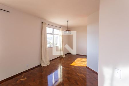 Sala de apartamento para alugar com 3 quartos, 116m² em Floresta, Belo Horizonte
