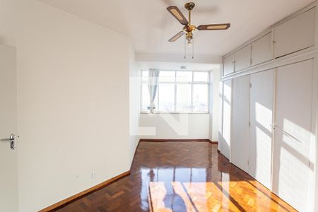 Apartamento para alugar com 116m², 3 quartos e 1 vaga Apartamento para alugar com 116m², 3 quartos e 1 vagaQuarto 2