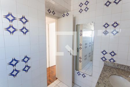 Banheiro Social de apartamento para alugar com 3 quartos, 116m² em Floresta, Belo Horizonte