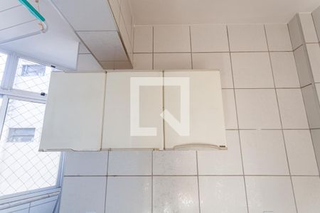 Apartamento para alugar com 116m², 3 quartos e 1 vaga Apartamento para alugar com 116m², 3 quartos e 1 vagaArmário da Cozinha