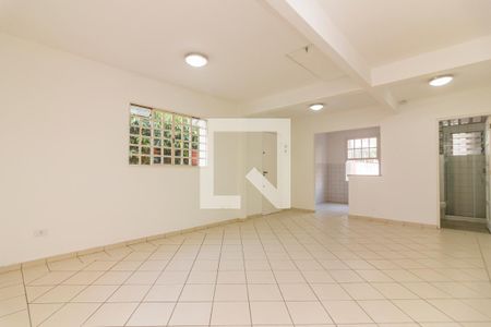 Casa de condomínio à venda com 48m², 1 quarto e 1 vagaSala