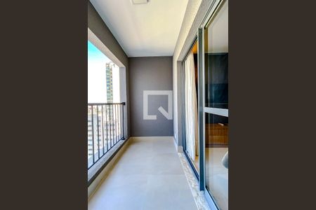 Varanda da Sala/Quarto de kitnet/studio à venda com 1 quarto, 25m² em Vila Mariana, São Paulo