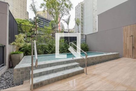 Apartamento à venda com 38m², 1 quarto e sem vagaÁrea comum - Piscina