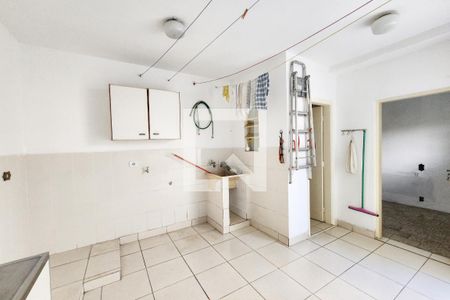 Casa à venda com 190m², 4 quartos e 2 vagasÁrea de Serviço