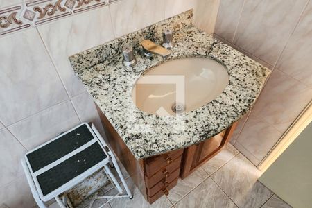 Casa à venda com 190m², 4 quartos e 2 vagasBanheiro Social