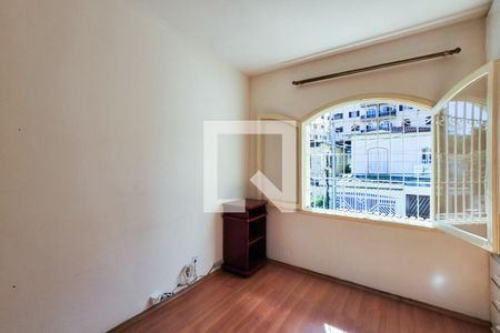 Casa à venda com 190m², 4 quartos e 2 vagasSuíte 2