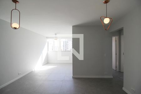 Sala de apartamento para alugar com 2 quartos, 77m² em Indianópolis, São Paulo