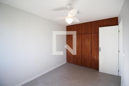 Quarto 1 de apartamento para alugar com 2 quartos, 77m² em Indianópolis, São Paulo