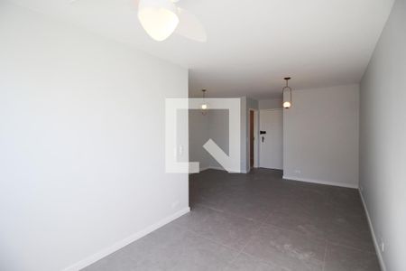 Sala de apartamento para alugar com 2 quartos, 77m² em Indianópolis, São Paulo