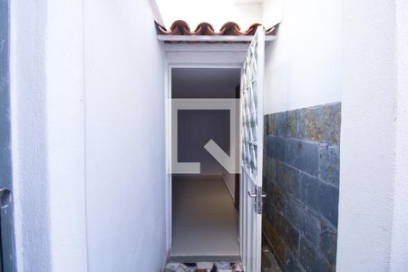 Casa para alugar com 60m², 1 quarto e sem vagaEntrada