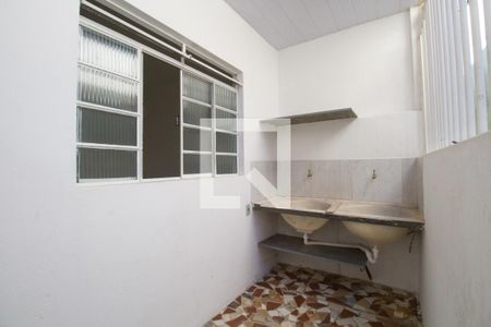 Casa para alugar com 60m², 1 quarto e sem vagaÁrea de Serviço