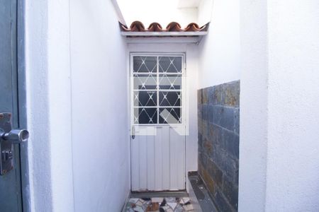 Casa para alugar com 60m², 1 quarto e sem vagaEntrada