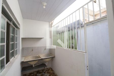 Casa para alugar com 60m², 1 quarto e sem vagaÁrea de Serviço
