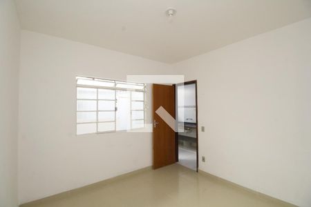 Casa para alugar com 60m², 1 quarto e sem vagaQuarto 