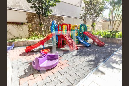Apartamento à venda com 147m², 3 quartos e 2 vagas Apartamento à venda com 147m², 3 quartos e 2 vagasÁrea comum - Playground