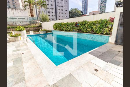 Apartamento à venda com 147m², 3 quartos e 2 vagas Apartamento à venda com 147m², 3 quartos e 2 vagasÁrea comum - Piscina