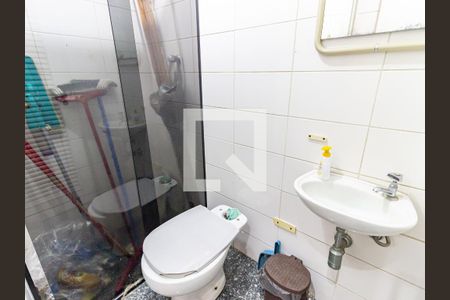 Apartamento à venda com 147m², 3 quartos e 2 vagas Apartamento à venda com 147m², 3 quartos e 2 vagasBanheiro de serviço