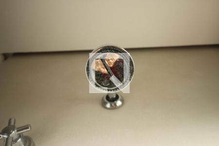 Apartamento à venda com 160m², 2 quartos e 3 vagasDetalhe Banheiro suíte 2