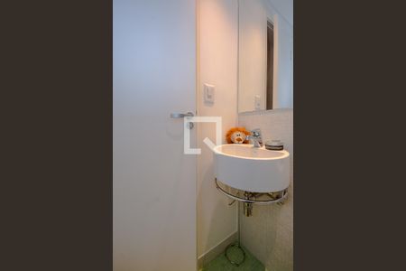 Apartamento à venda com 96m², 2 quartos e 2 vagasBanheiro da Suíte 2