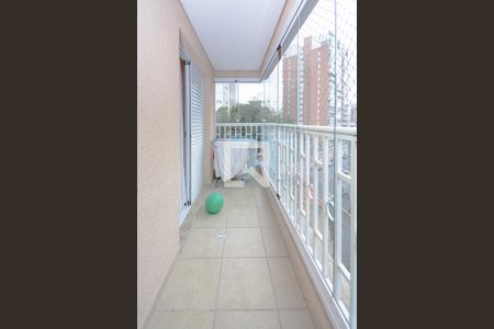 Apartamento à venda com 96m², 2 quartos e 2 vagassacada da Suíte 1