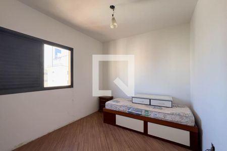 Apartamento à venda com 77m², 3 quartos e 1 vagaQuarto 2