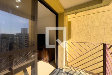 Varanda Sala de apartamento à venda com 3 quartos, 77m² em Vila Mariana, São Paulo