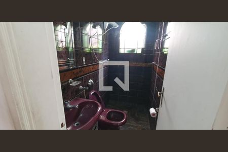 Casa à venda com 573m², 9 quartos e 4 vagas