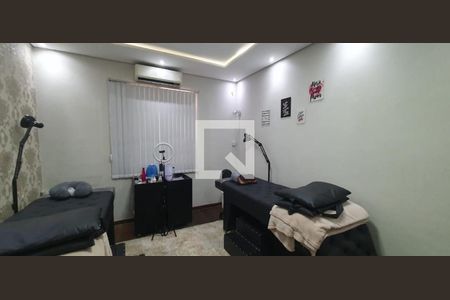 Casa à venda com 573m², 9 quartos e 4 vagas