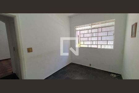 Casa à venda com 573m², 9 quartos e 4 vagas