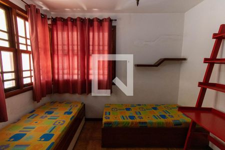 Casa à venda com 380m², 4 quartos e 3 vagasQuarto 2