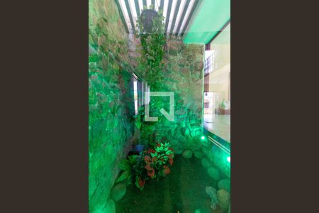 Sala de casa à venda com 4 quartos, 380m² em Piratininga, Niterói