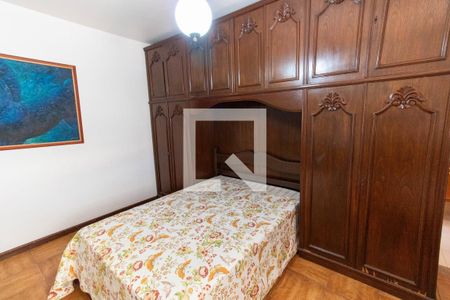 Casa à venda com 380m², 4 quartos e 3 vagasSuíte 1