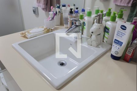 Apartamento à venda com 187m², 3 quartos e 2 vagasBanheiro da Suíte