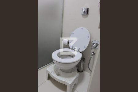 Apartamento à venda com 187m², 3 quartos e 2 vagasBanheiro da Suíte