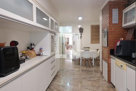 Apartamento à venda com 187m², 3 quartos e 2 vagasCozinha