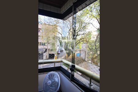 Apartamento à venda com 138m², 3 quartos e 2 vagasQuarto 2 Sacada