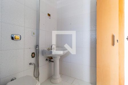 Apartamento à venda com 66m², 2 quartos e 1 vaga Apartamento à venda com 66m², 2 quartos e 1 vagaBanheiro
