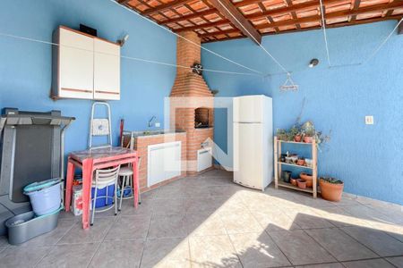 Casa à venda com 134m², 2 quartos e 2 vagasÁrea - Churrasqueira