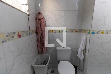 Casa à venda com 240m², 6 quartos e 2 vagas Casa à venda com 240m², 6 quartos e 2 vagasBanheiro