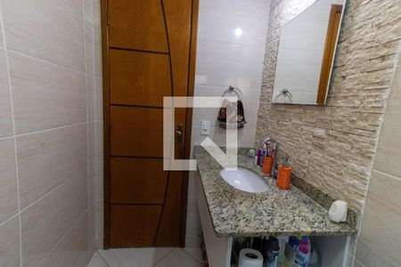 Casa à venda com 240m², 6 quartos e 2 vagas Casa à venda com 240m², 6 quartos e 2 vagasBanheiro