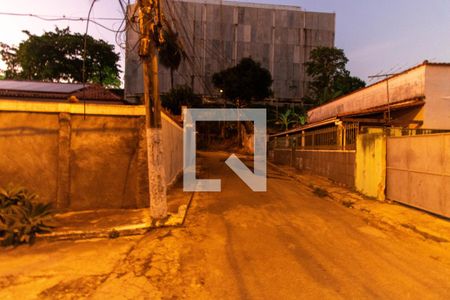 Casa à venda com 240m², 6 quartos e 2 vagas Casa à venda com 240m², 6 quartos e 2 vagasÁrea comum