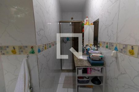 Casa à venda com 240m², 6 quartos e 2 vagas Casa à venda com 240m², 6 quartos e 2 vagasBanheiro