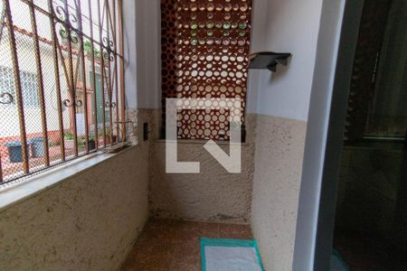 Casa à venda com 240m², 6 quartos e 2 vagas Casa à venda com 240m², 6 quartos e 2 vagasÁrea comum