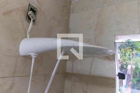 Casa à venda com 240m², 6 quartos e 2 vagas Casa à venda com 240m², 6 quartos e 2 vagasBanheiro