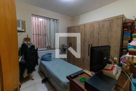 Casa à venda com 240m², 6 quartos e 2 vagas Casa à venda com 240m², 6 quartos e 2 vagasQuarto