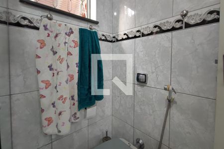 Casa à venda com 280m², 5 quartos e 5 vagasEdícula - Banheiro