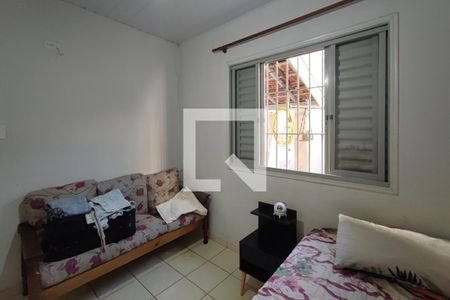 Casa à venda com 280m², 5 quartos e 5 vagasEdícula - Quarto 2